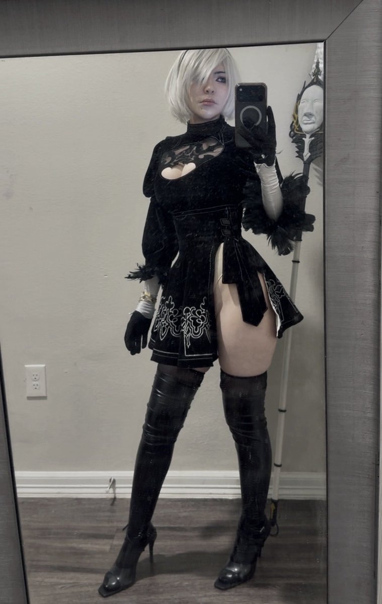 its_helloskitty's tweet image. My 2B cosplay 🤍 #nier #2B #2Bcosplay #nierautomata @yokotaro