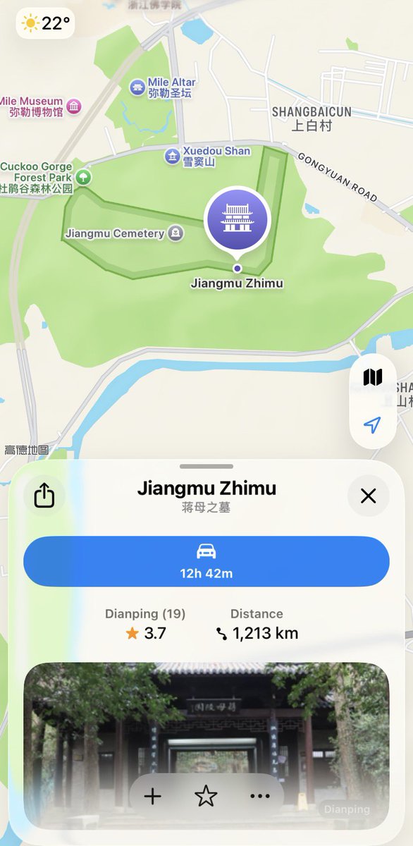 Links tweet media