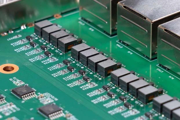 oku_papa's tweet photo. TOP WINGのオーディオ用スイッチングハブ新製品"OPT REF SW"
●LAN5ポート、SFP3ポート、SFP+/SFP 4ポート搭載
●Super TCXO MEMSクロック、低位相ノイズDPLL搭載
https://t.co/xA1wkRqxEM
https://t.co/idRpbtGHRI
発売しました。
#pcaudio #audio #シマムセン #topwing #大阪日本橋 #pombashi https://t.co/C1VireS8gF