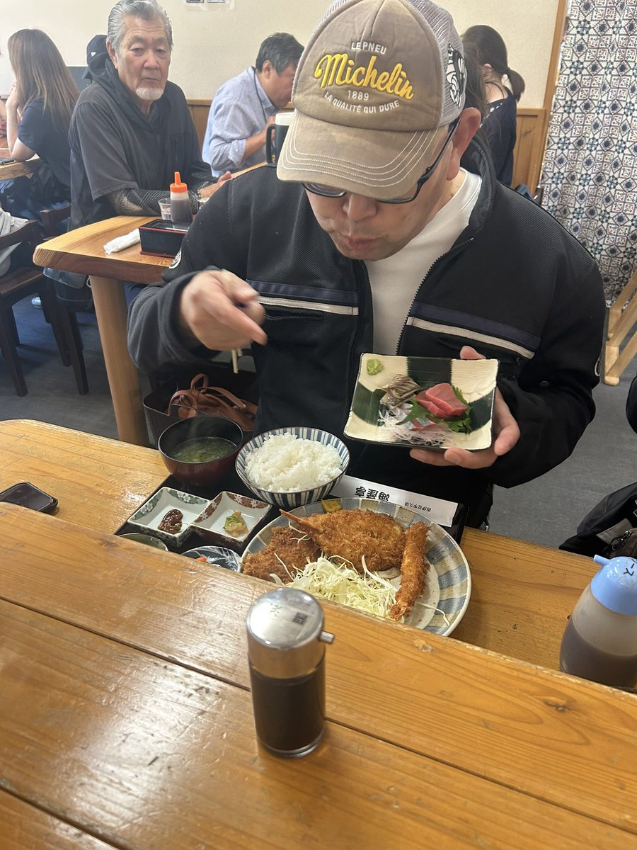 おやびん tweet media