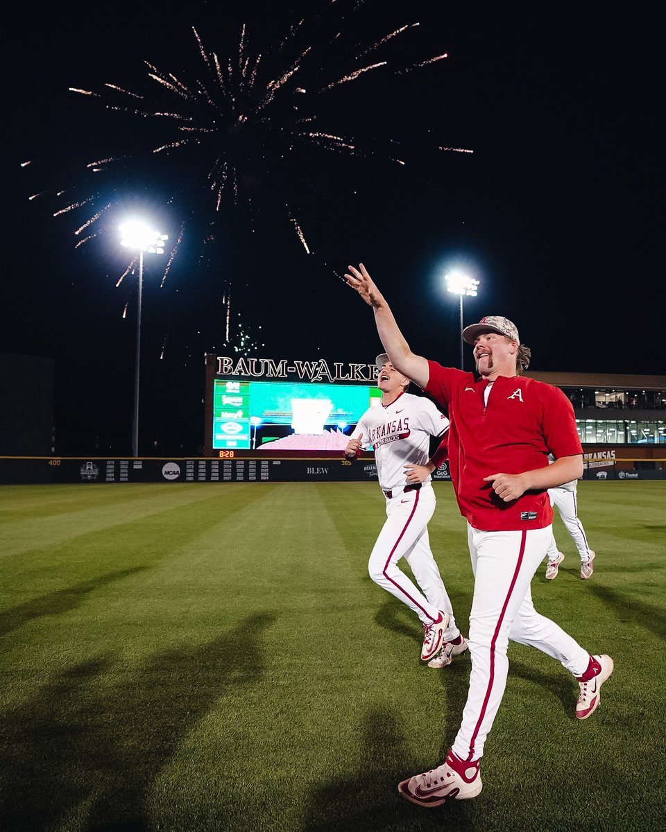 Arkansas Baseball tweet media