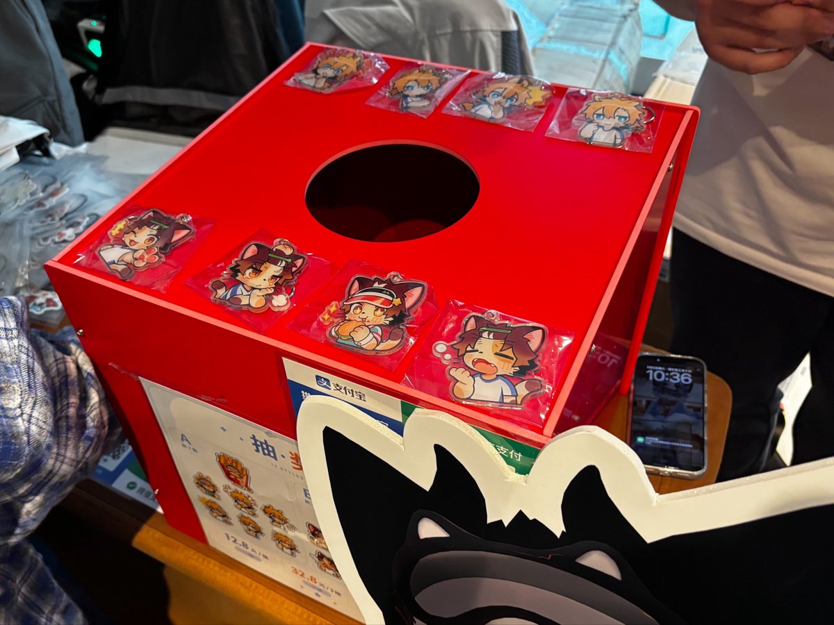 クロム tweet media