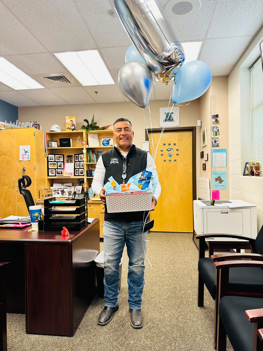 MomWantsToNap's tweet image. Thankful for these two men allowing me to be involved and lead PTA on their campuses over the past 5 years. Having Principals that support your team and mission, roll with your shenanigans, and still sign you up to represent their schools is a true blessing as a parent.