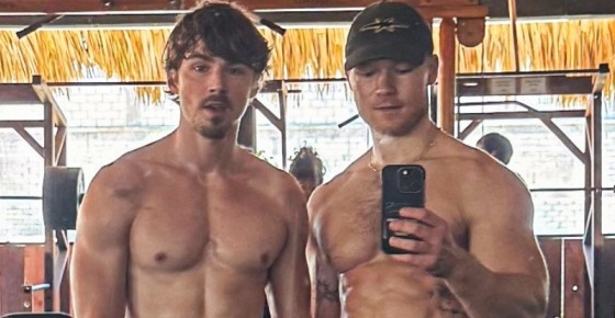 instinctmag's tweet photo. Absurdly Hot Gym Reunion: Heizer and OโBrien Gave Us the โBootsโ S2 We Never Got https://t.co/6hATo4HZG3 #AngusOBrien #Boots #KieronMoore #MilesHeizer https://t.co/XFYWWhIHeO