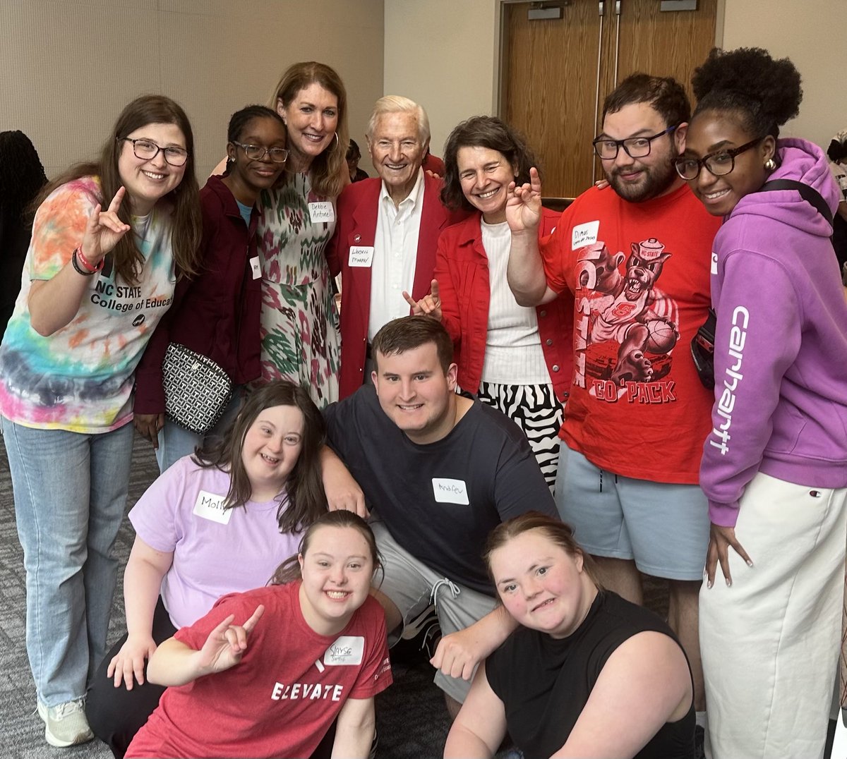 debbieantonelli's tweet photo. May 1 is National #IPSE day &amp; ⁦@NCState⁩ celebrated w/ an ice cream social
Invited Trustee Wendell Murphy &amp; me to meet students &amp; families in Elevate program. Currently 27 students in the 3rd semester of program w/ more students coming!
So proud &amp; happy!
#ncstateelevate https://t.co/wf2aHeAOlz