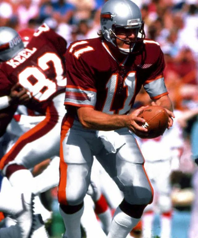 USFLFan tweet media