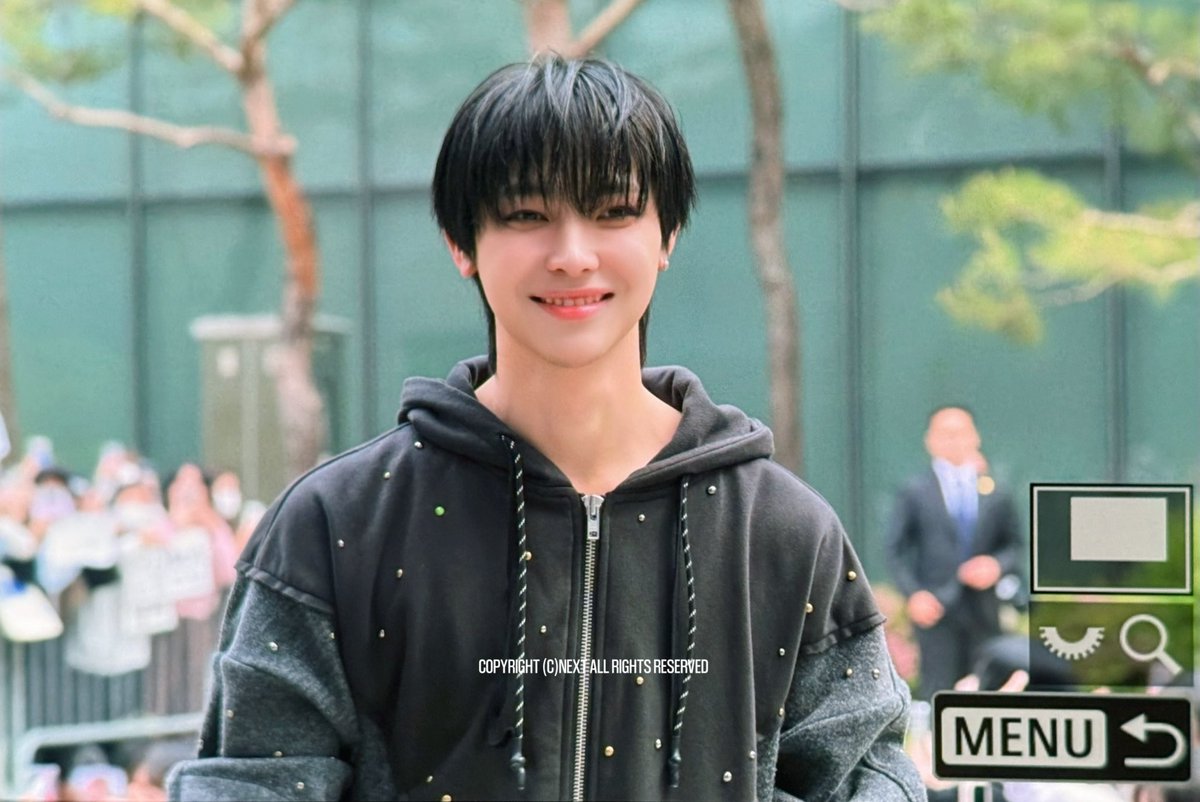 next_709's tweet photo. 260502 #니콜라스 #NICHOLAS #ニコラス #王奕翔 https://t.co/l18W3ZZpRP