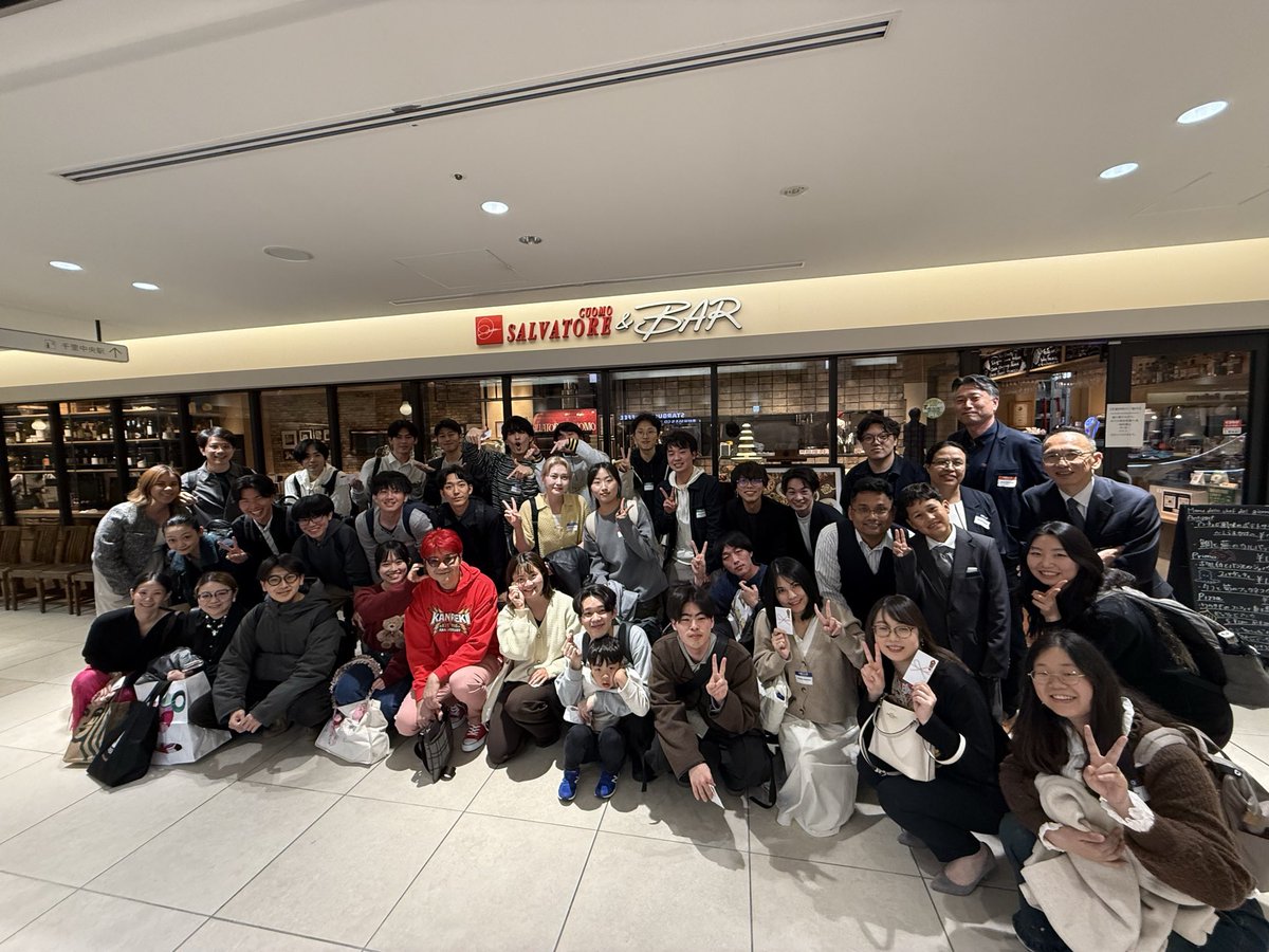 Sakurailab_OU's tweet photo. 櫻井先生の還暦パーティーを行いました！
還暦おめでとうございます🎊 https://t.co/FilK9VQVsX