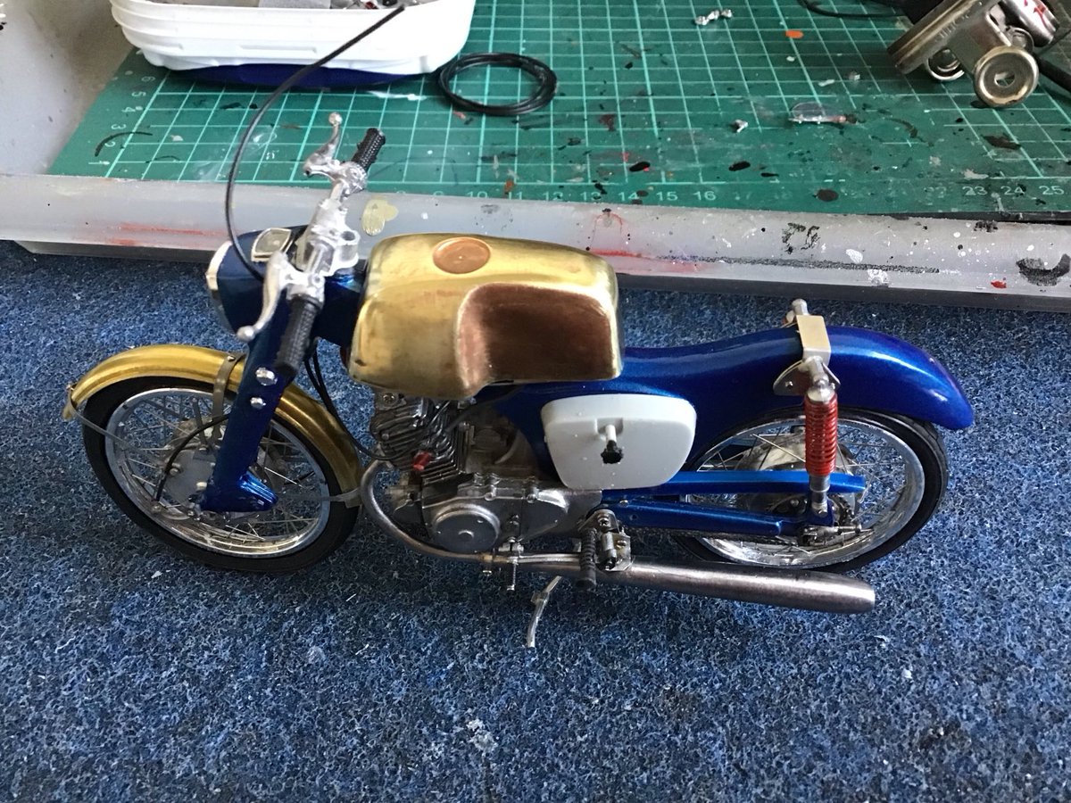 鈴木様、専用 鈴木 義郎 (@hL2pvML2oKeCklG) / Posts / X
