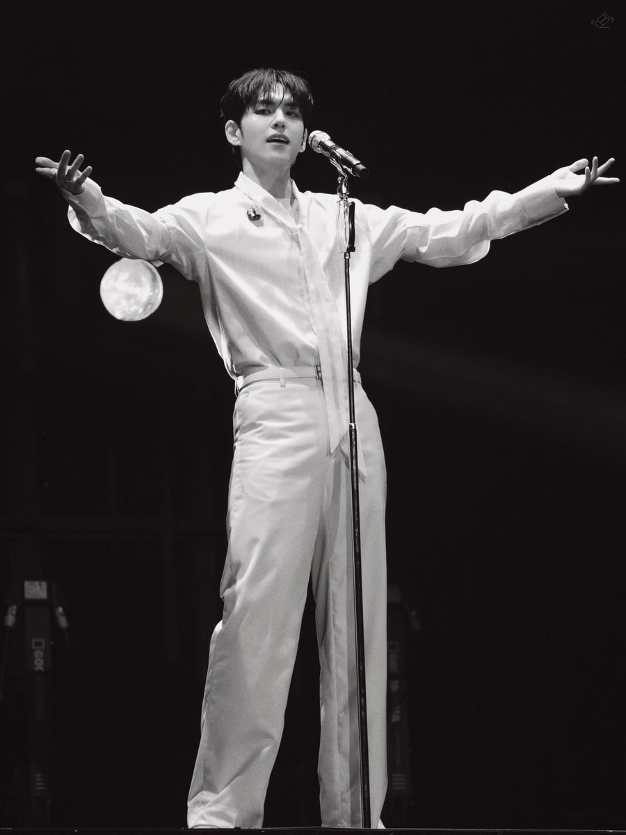 데이슥삭 tweet media
