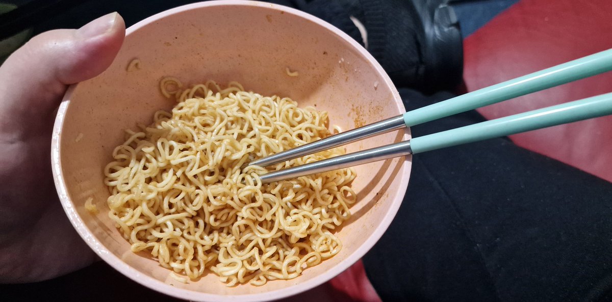 HumanLegacy95's tweet image. Had some spicy noodles (Not actually spicy unfortunately lol) and learning to use chopsticks. If I ever get to Korea, I may not know how to speak it, but I'll be able to eat without asking for a fork! 🤣 #Korea