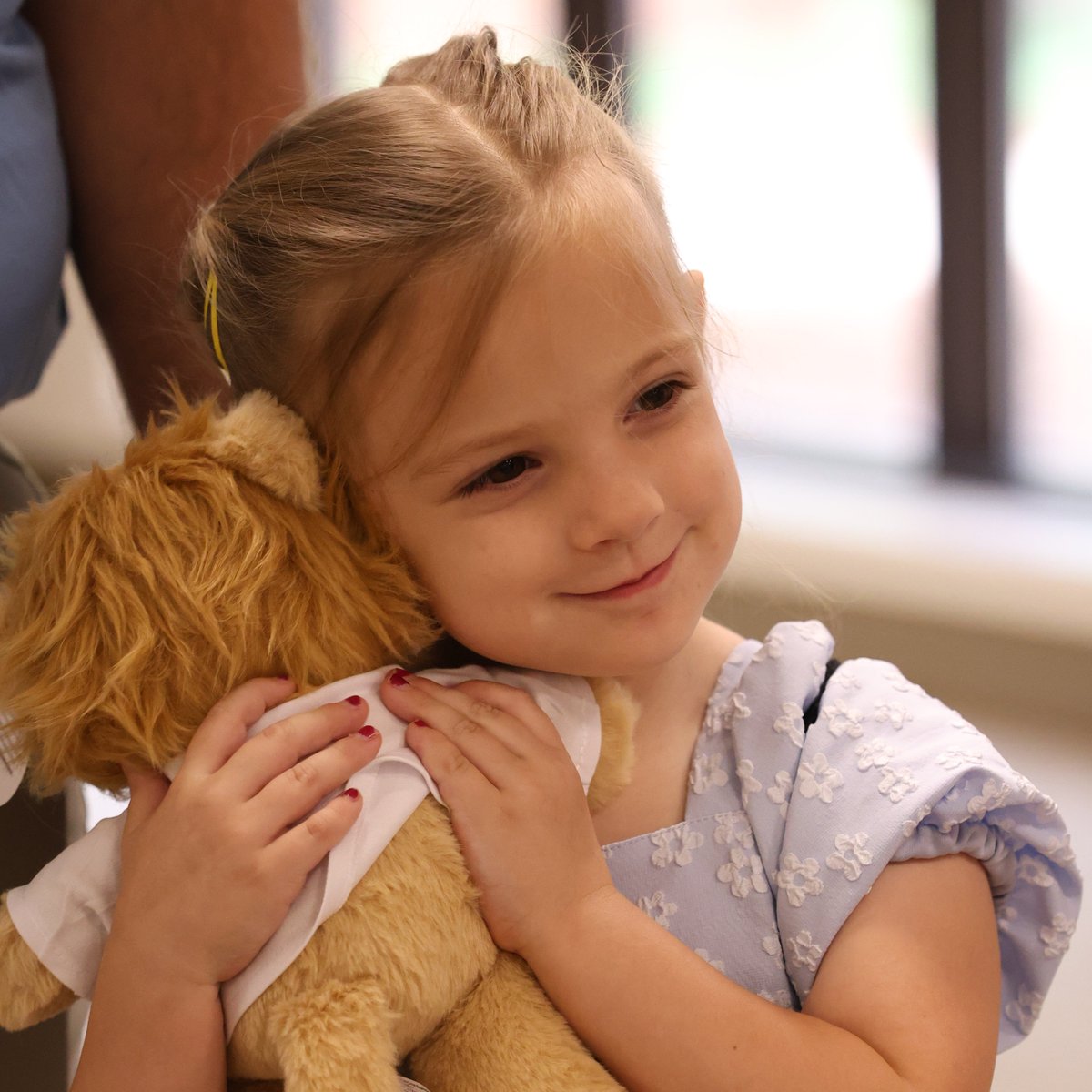 BriarwoodChrSch's tweet photo. “Roar and Explore” is our Kindergarten Orientation marking the beginning of an incredible journey for families embarking on their educational adventure. We enjoyed meeting our new families as they got excited for the years to come. Once a Lion, always a Lion! 🦁 https://t.co/h4tsR8IAo9