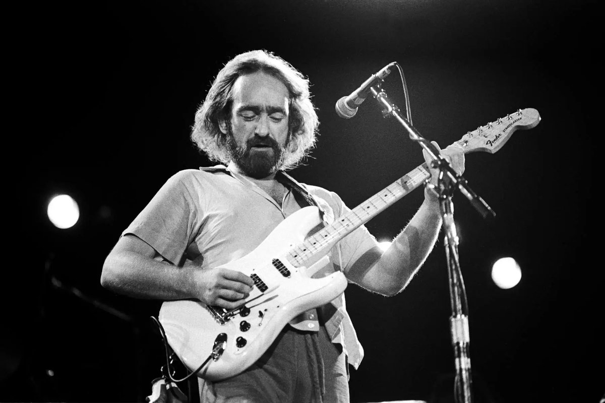 _AwesomeAlbums's tweet photo. Awesome Albums is saddened by the recent passing of Dave Mason. English singer-songwriter and guitarist, who was a founding member ofTraffic. He also had a successful solo career known for the hit songs “Only You Know and I Know” and “We Just Disagree”. He was 79 years old. https://t.co/gSHIQRBmuR