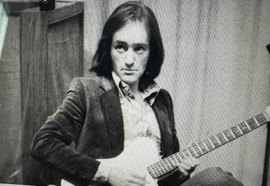 _AwesomeAlbums's tweet photo. Awesome Albums is saddened by the recent passing of Dave Mason. English singer-songwriter and guitarist, who was a founding member ofTraffic. He also had a successful solo career known for the hit songs “Only You Know and I Know” and “We Just Disagree”. He was 79 years old. https://t.co/gSHIQRBmuR