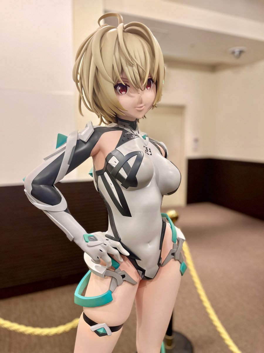 efp_official's tweet photo. ━━━━━━━━━━━━

　　　  #楽園追放
　　   1/1ガブリエル
　　　　展示情報

━━━━━━━━━━━━

🎬チネチッタ（川崎）
　   シアター12付近展示中

※お手を触れないようご協力をお願いします
※展示は明日5/6㊌まで📅

📍GWはぜひ映画館へ📷✨
@cinecitta_jp
https://t.co/Mtb38bwsAj