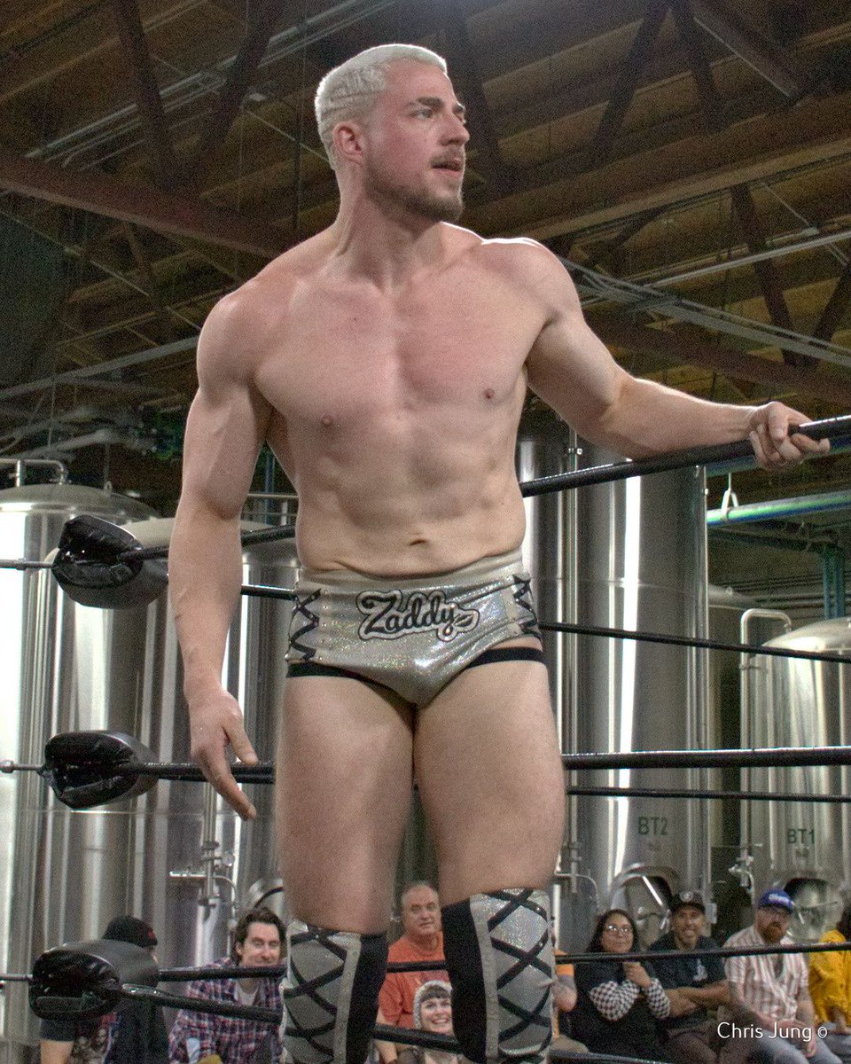 Rudo_Rampage's tweet image. Dillion McQueen at the World's Worst Wrestling Show
#wwwswwf #wrestling  @darksheikftf