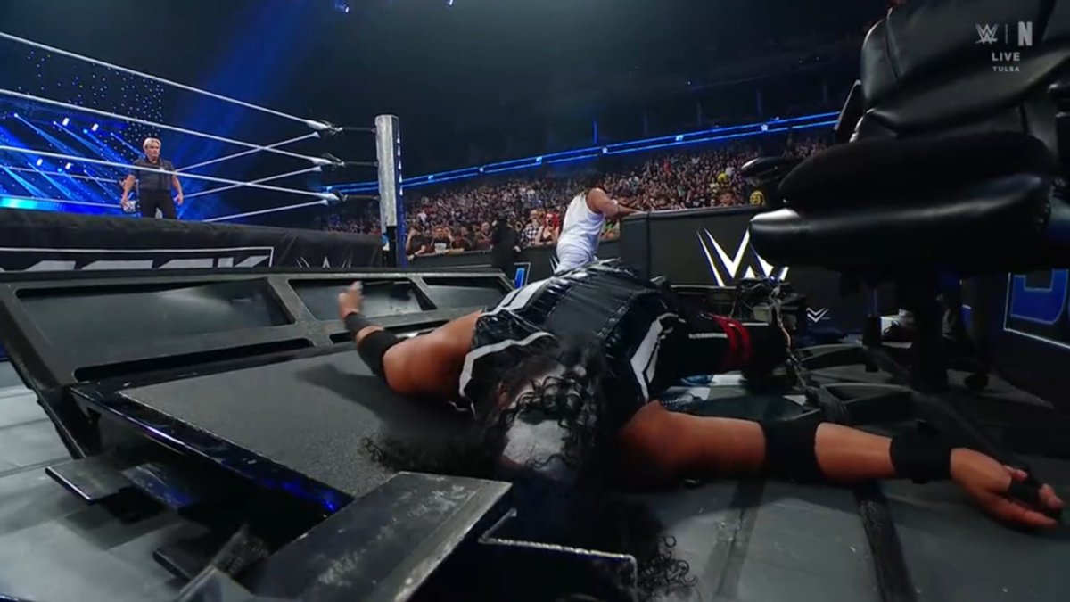 PraveVlogs's tweet image. JACOB FATU DESTROYED TALLA TONGA 😱 | SMACKDOWN 2026 MAY 01 🔥

#SmackDown #FridayNightSmackDown #WWE