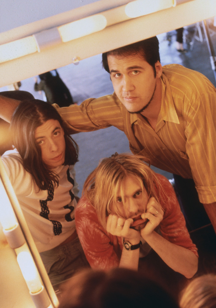 hourly kurt cobain tweet media