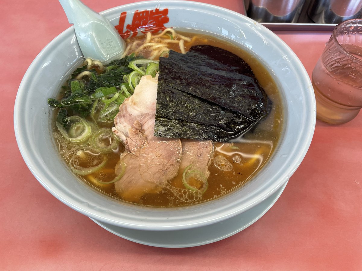 zizou_42's tweet image. GW初日にハーフの距離をランニングして追い込んだ。晴れてたから絶好のランニング日和かと思いきや、外に出たらずっと向かい風と横風でかなりキツかった…。風が無きゃ最高だったんだけど…。
鯉のぼりでテンション上がりましたw
#NRC #JustDoIt  #ランニング