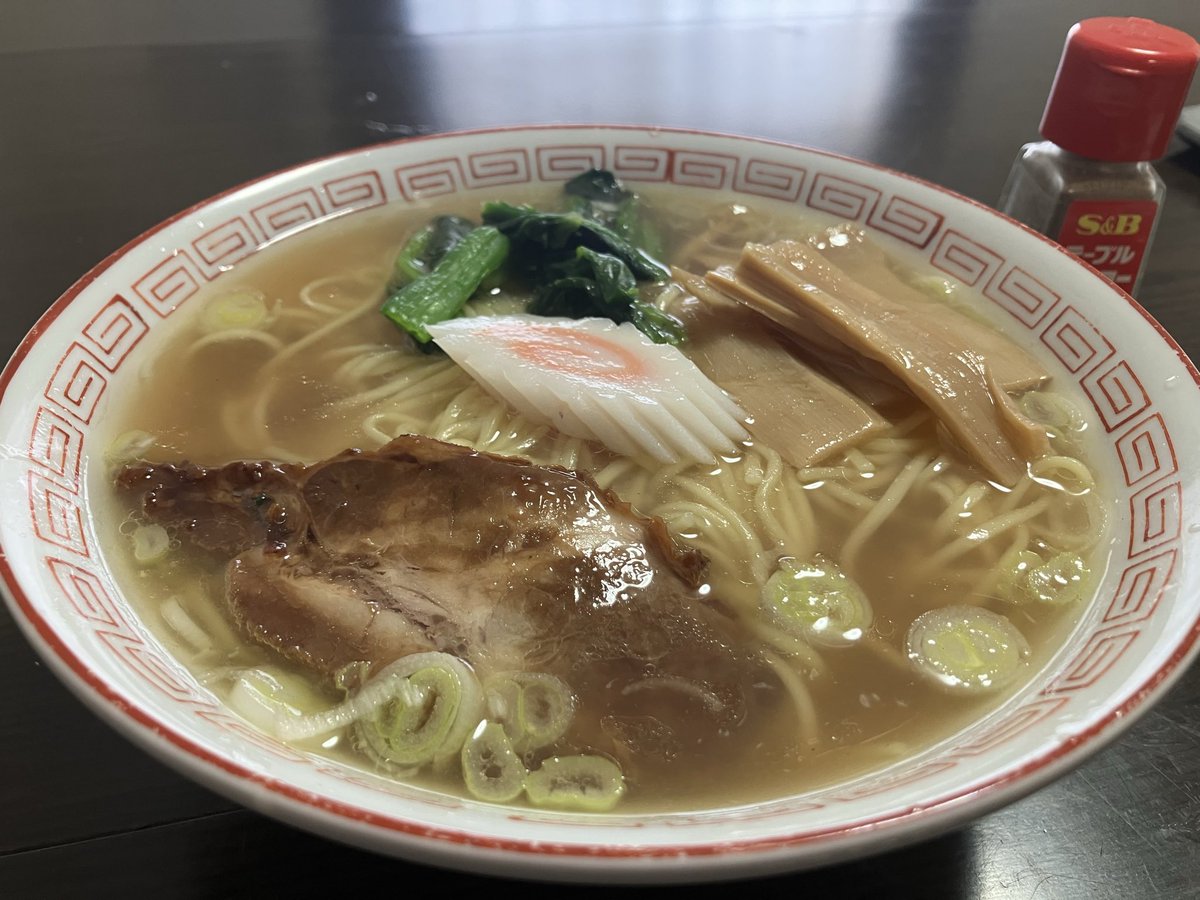 昼の🇾🇪家麺🇾🇪。中華そば。