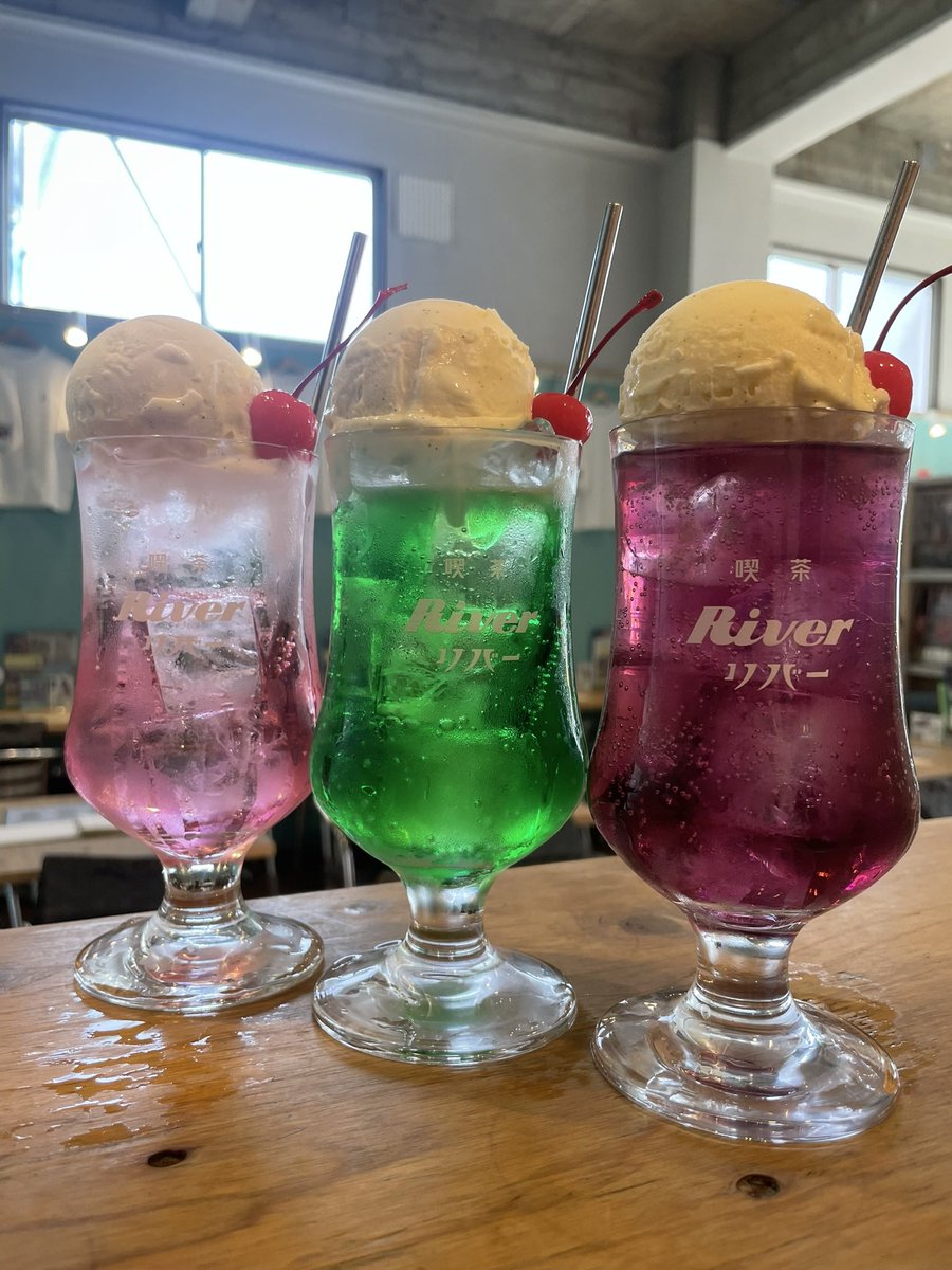 アナウンス遅れてしまいましたが、喫茶River GW営業中🌈

開店前から長蛇の列で即満席となってしまい、ご案内出来なかったお客さま申し訳ございませんでした🙇‍♂️

事前のご予約頂けましたらお席のご案内がスムーズになります！

⚠️前日迄なら公式InstagramDMへ📲

⚠️当日の空き状況は090-6380-1110まで📞