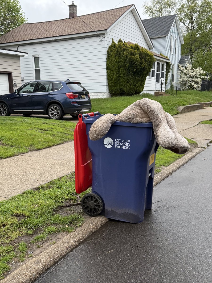 whosyourdarkdad's tweet photo. @RealBenBailey Yes… and like this. 

Life: So Corey… what kind of day are you having?

Me: I’m having a Dirty Wet Teddy Bear in a trashcan kinda day. https://t.co/zUZM1dzkoy