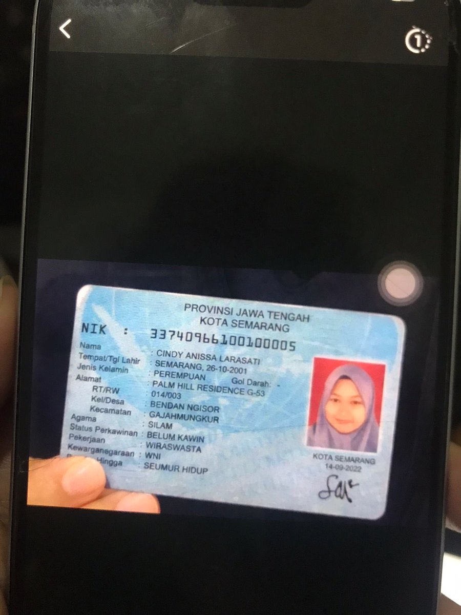 kenatipucindy's tweet photo. ALERT SCAMMER / PENIPU CINDY ANISSA LARASATI / @cindyans_l / @cindaya !!!

Bank Allobank
No rek : 88991721220

ngaku nya dom semarang kerja di A&amp;W gak bakal nipu karena masih bisa cari uang halal, makan tuh uang haram hasil nipu!!!! #exhorizonjakarta https://t.co/qercD2mUDr