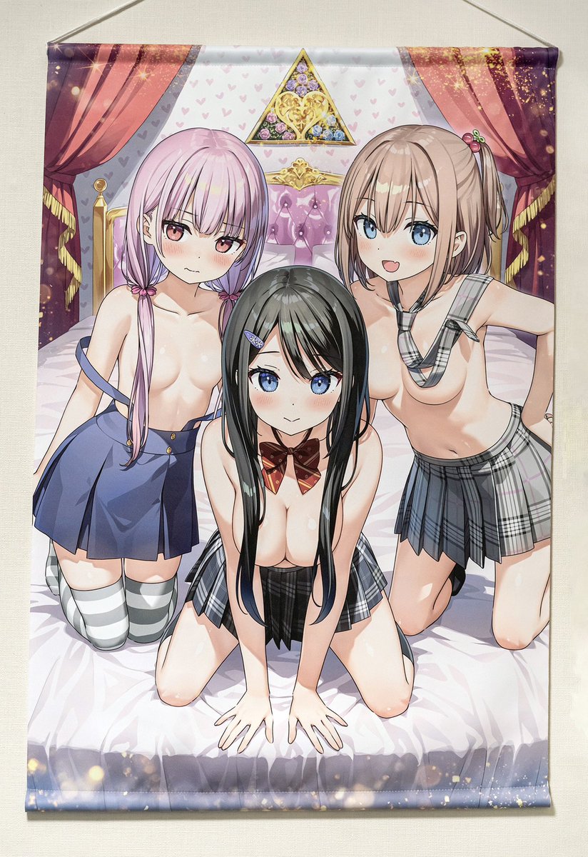 BOOTHで、GWグッズの受注してます
3人ハーレムタペストリーの輝きを大きく感じて欲しいです。
晴雨兼用の折りたたみ傘もね!
https://t.co/gGnUtVFiCD 