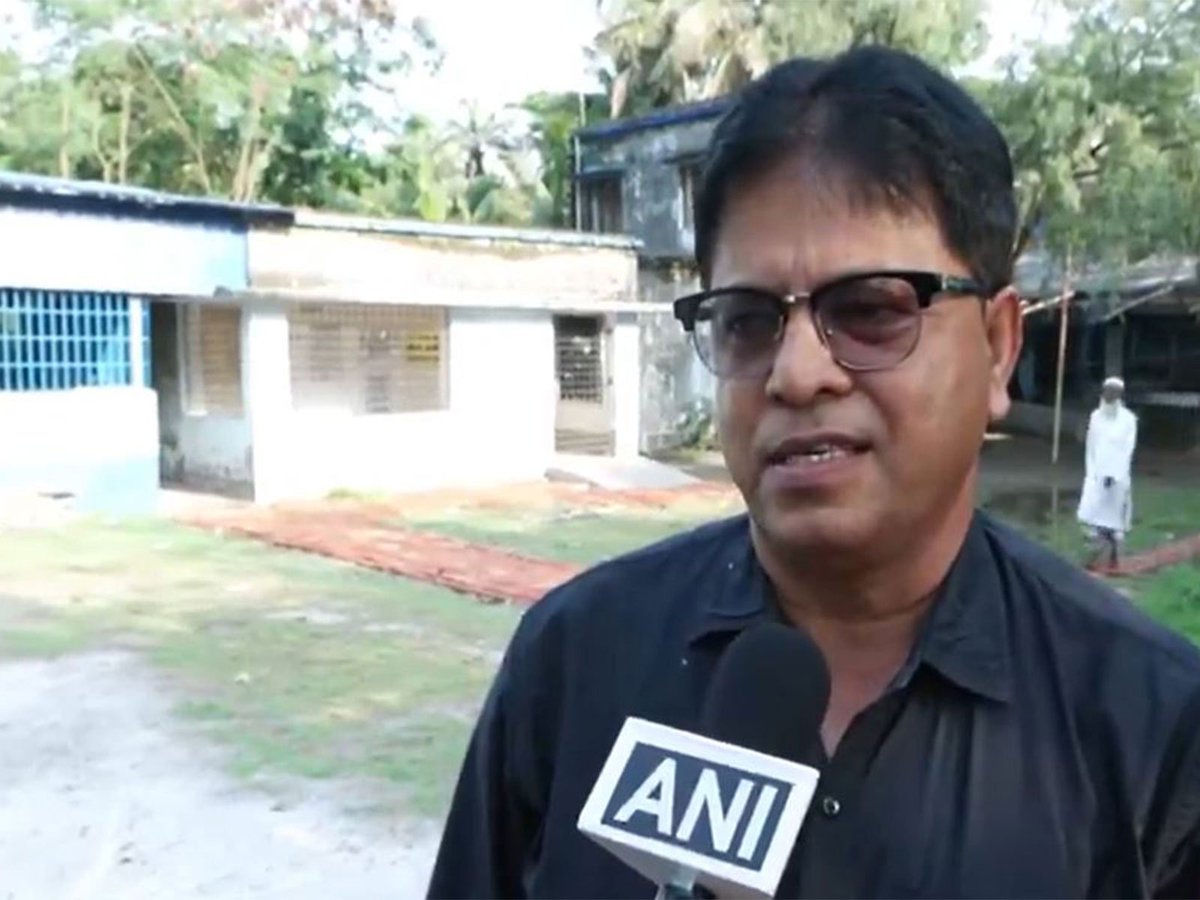 ani_digital's tweet image. West Bengal election: Voters in Diamond Harbour say re-polling "fine"

Read @ANI Story | aninews.in/news/national/…

#WestBengal #ElectionCommission #AssemblyElection