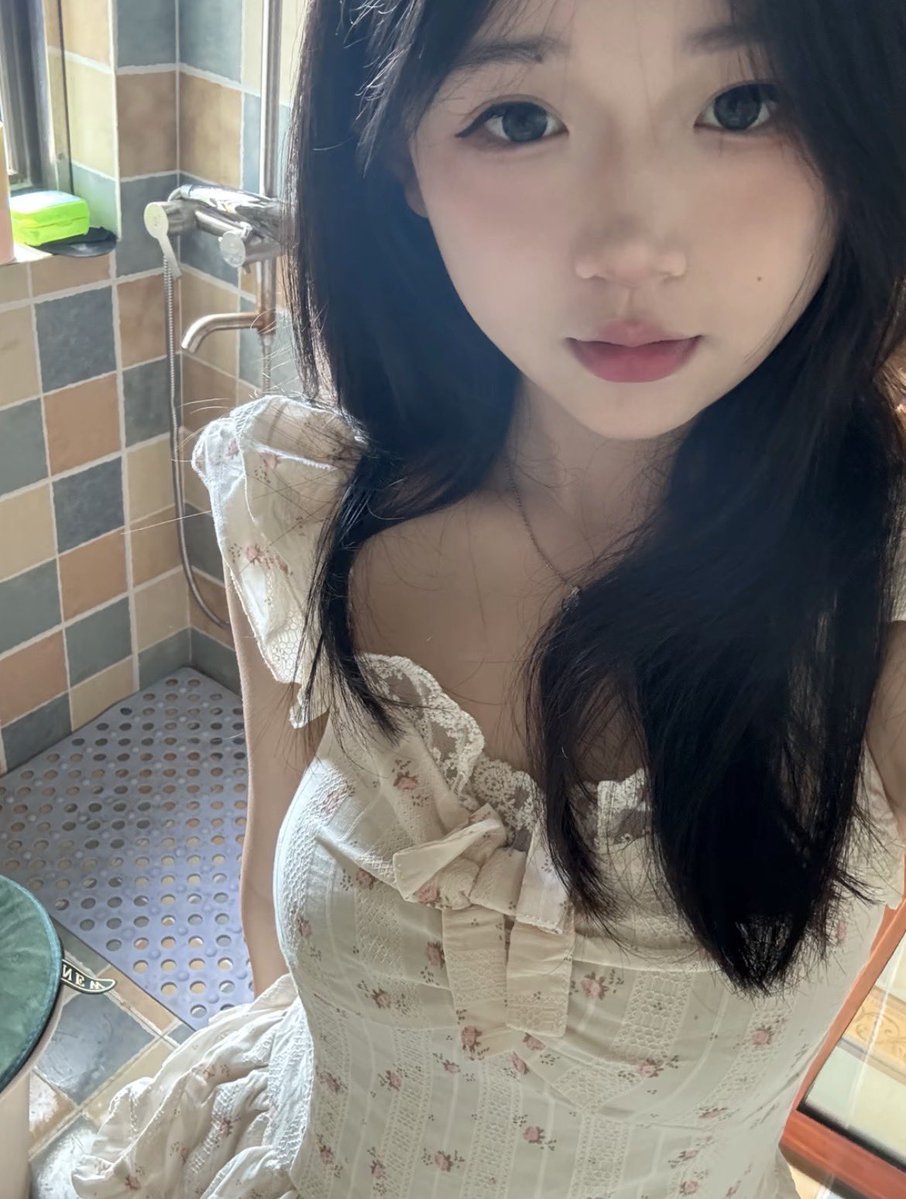 小雅婷（真人） tweet media
