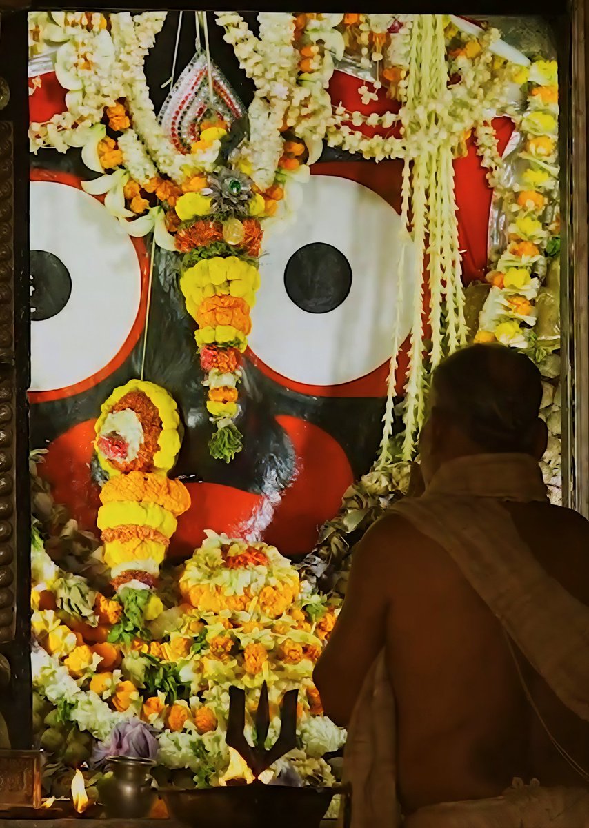 SJD_Puri's tweet image. ଓଁ ନମୋଃ ଭଗବତେ ବାସୁଦେବାୟ 🙏🏻 ll Today's Mahaprabhu Shree Patitapabana Darshana at Shree Jagannatha Temple, #Puri, Date:02-05-2026