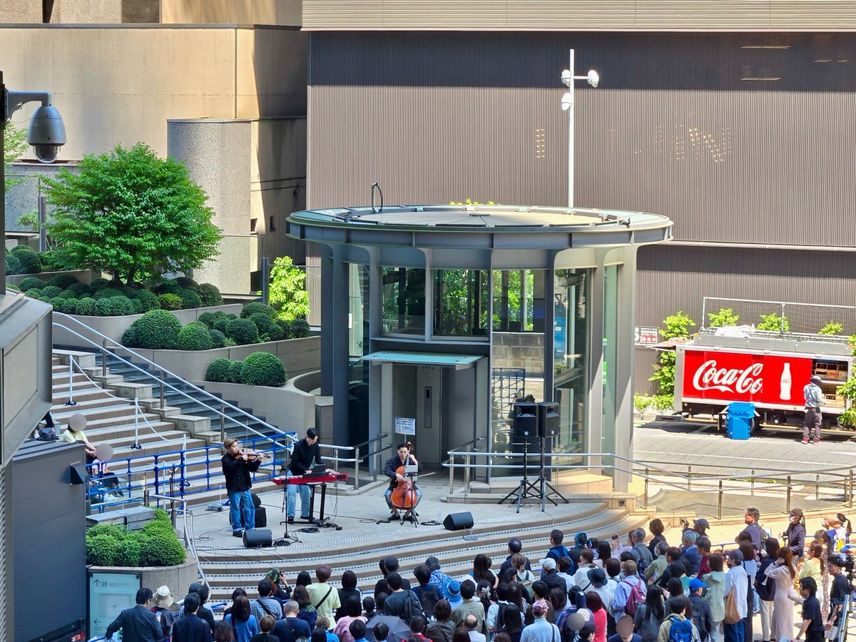 hibiyafestival's tweet photo. 🎵HIBIYA LIVE FESTIVAL 2026💃 Day 4

〜ステップライブ〜

┋┋feat. A┋┋

🎪5月2日(土)   11:30〜
next...
14:30～ お待ちしております🙌

#hibiyalivefestival https://t.co/Yr6t1tQ5Z4
