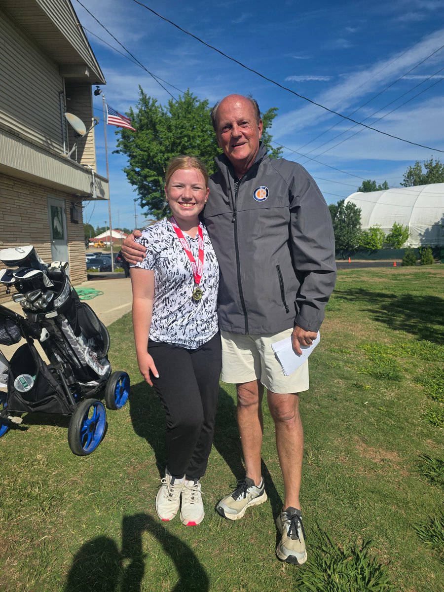 athletics_da's tweet photo. Ayla Toombs (8th grade) won the Middle School Golf District Championship yesterday!
She will play in the Region Tournament in 2 weeks.
#theDAway #middleschool #golf #nashvilleprivateschool #davidsonacademy https://t.co/u0KQ00REYZ