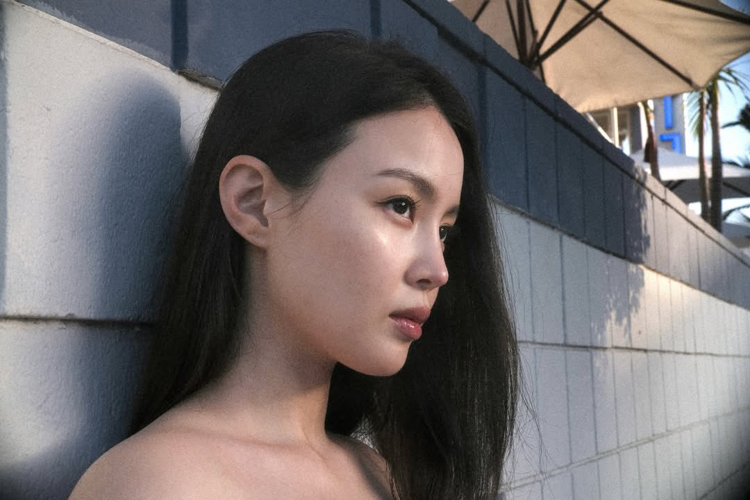 Lee Hi Buzz tweet media