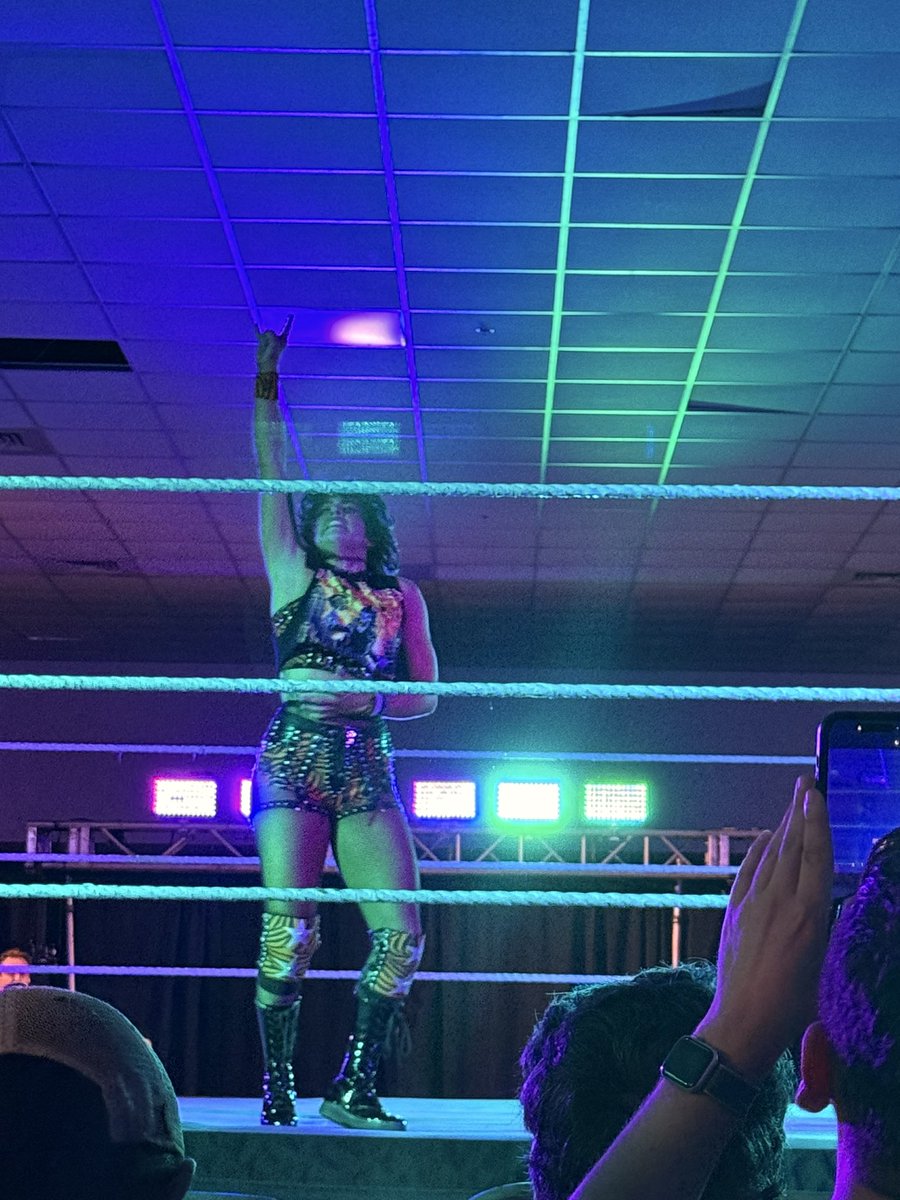 FEW4EVER's tweet image. NXT Live from Lakeland was 🔥🔥 show top to bottom. From @LizzyRain_wwe to @TonyDangeloWWE more photos will be coming but yea 👏🏾👏🏾👏🏾 great show and can’t wait for the next one! #WWENXT #prowrestlingfans #prowrestling
