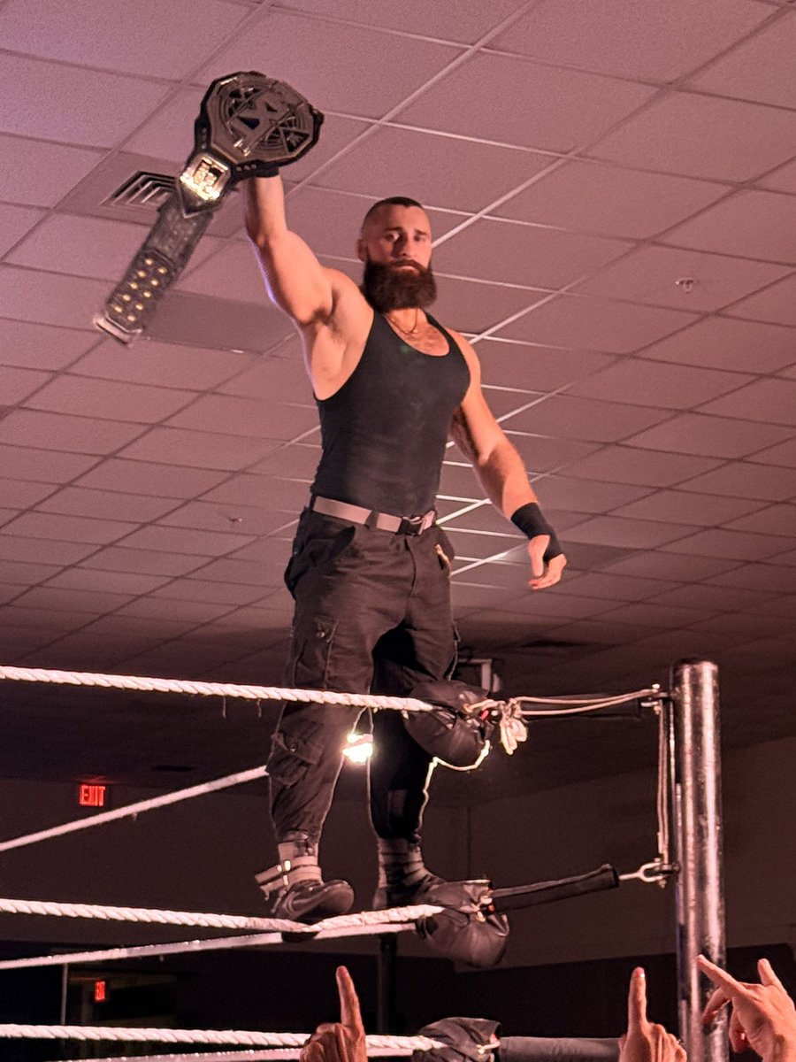 FEW4EVER's tweet image. NXT Live from Lakeland was 🔥🔥 show top to bottom. From @LizzyRain_wwe to @TonyDangeloWWE more photos will be coming but yea 👏🏾👏🏾👏🏾 great show and can’t wait for the next one! #WWENXT #prowrestlingfans #prowrestling