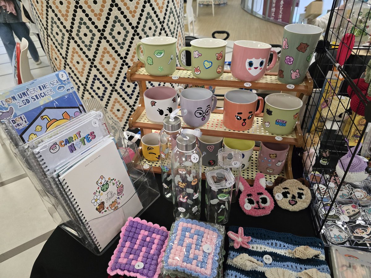 notHanisah's tweet photo. Hi we are open now at L2, KL Gateway Mall🥰

#KPOPMARKETv3 https://t.co/RJA2AwF4ZK