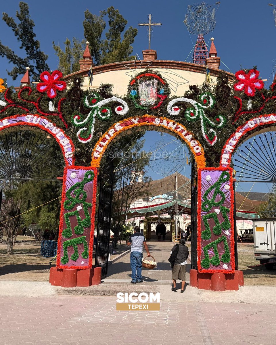 SICOMTepexi's tweet image. 🎉🐴 Así se vive la #feria en San Felipe #Otlaltepec ✨ en honor a los santos apóstoles 🌿 Felipe y Santiago ♥️ 🙏

Hoy se realizó la gran #cabalgata, una de las #tradiciones más representativas de su feria.

#SicomTepexi #Tradiciones #CulturaVivaPuebla