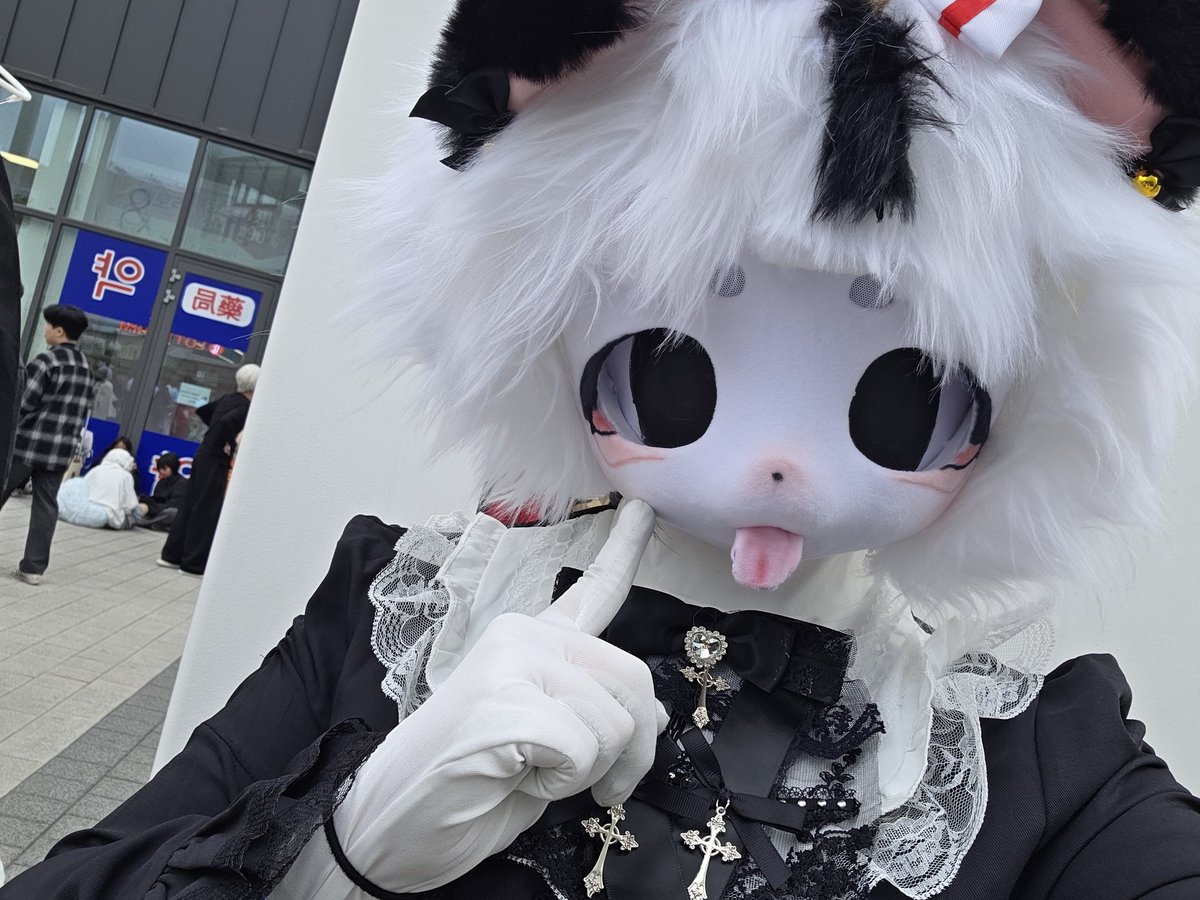 레레코 tweet media