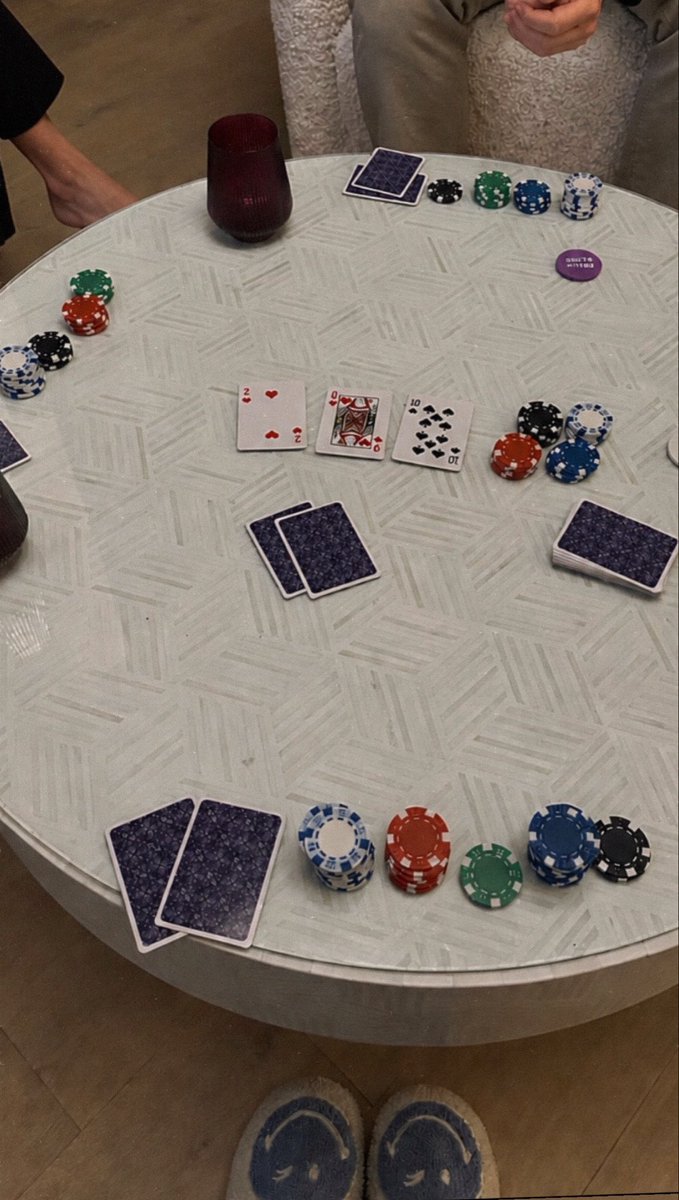 AshleySurber's tweet photo. Friends, wine, and Texas hold ’em.

Gotta love a rainey Friday night in https://t.co/a4pKIPMR16
