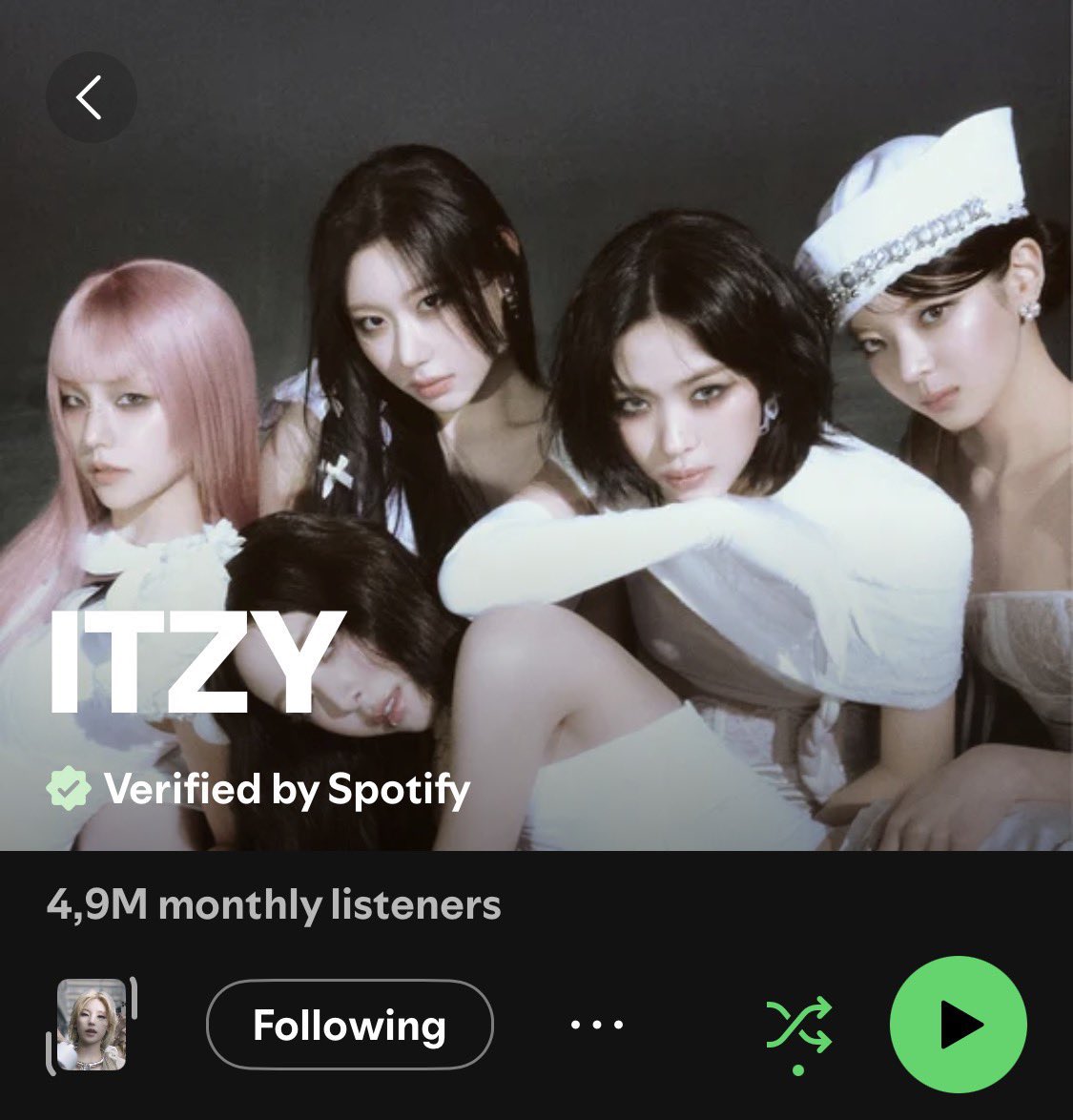 ITZY BASE tweet media