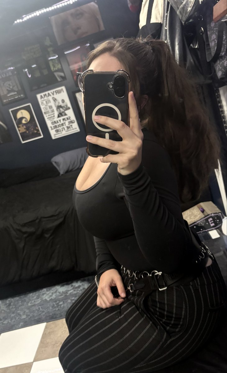 ph4ntom🖤 tweet media