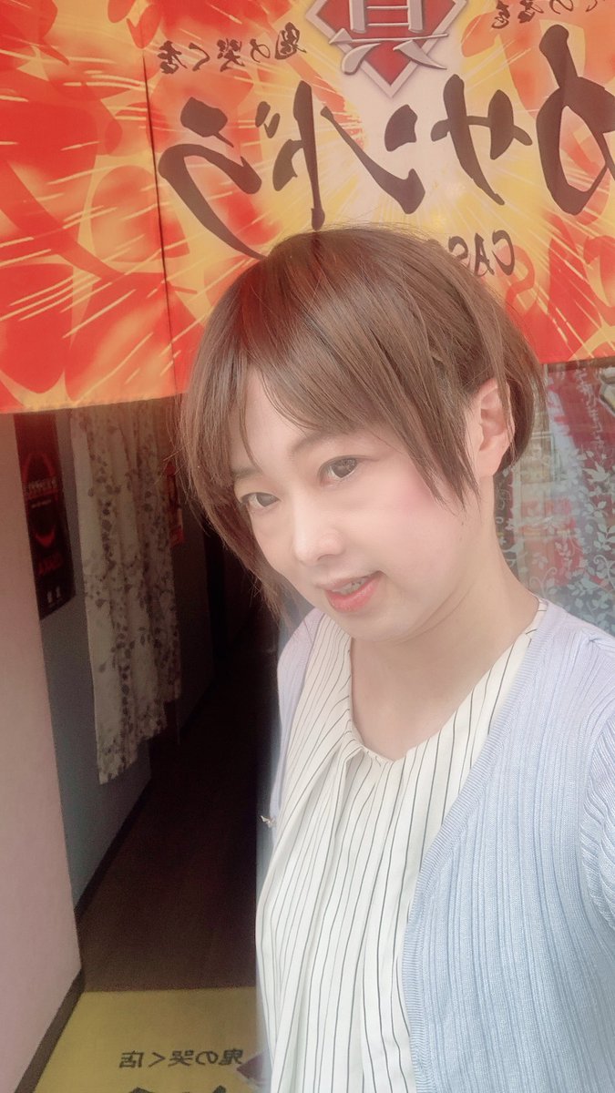 reideathsma's tweet image. 【キャスト告知】

5月の出勤日が決まりました！
今月も引き続きカレンダー式でお送りします。
よろしくお願いします。

🟥 #cassandra（@Cassandra25253 ）
🟦 #ゲムサルw (@GAMESALOON2 )