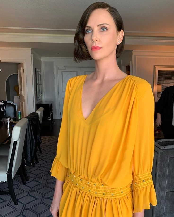 Charlize Theron 💙 tweet media