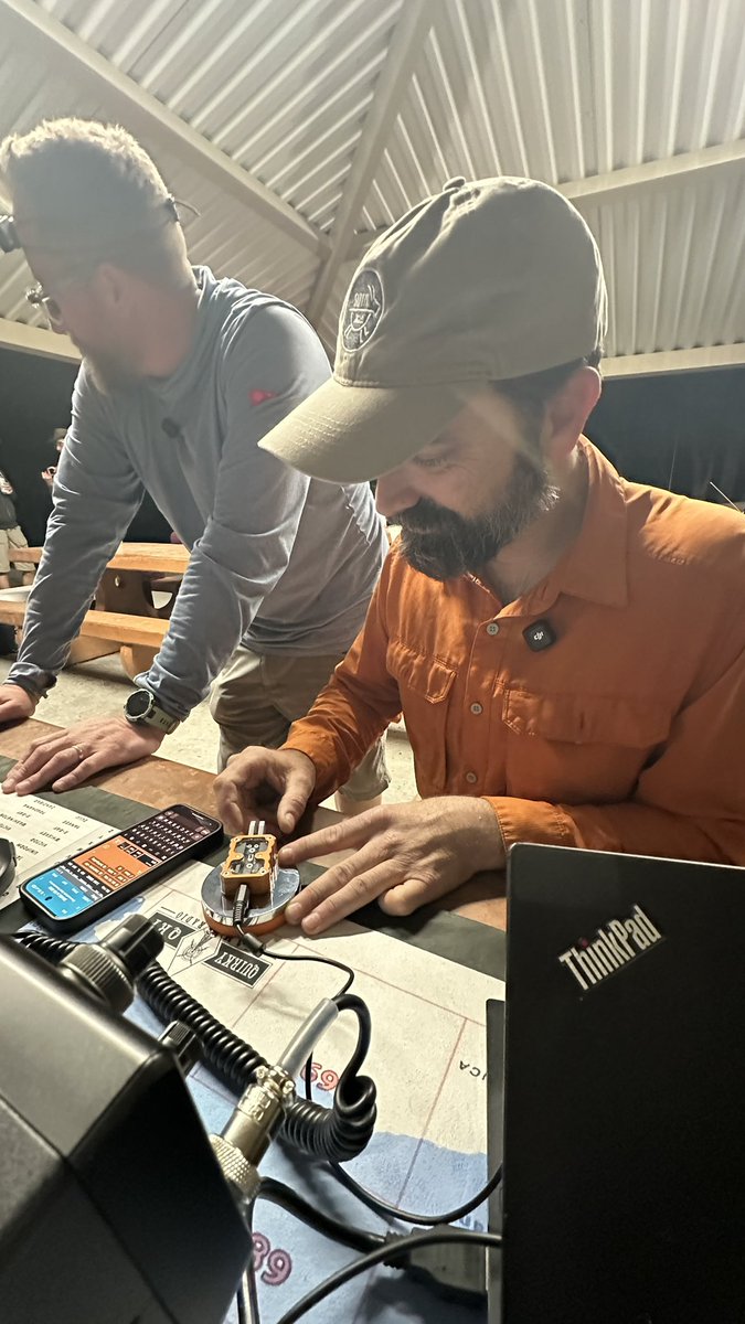 K7AGE's tweet image. Guess who #hamradio