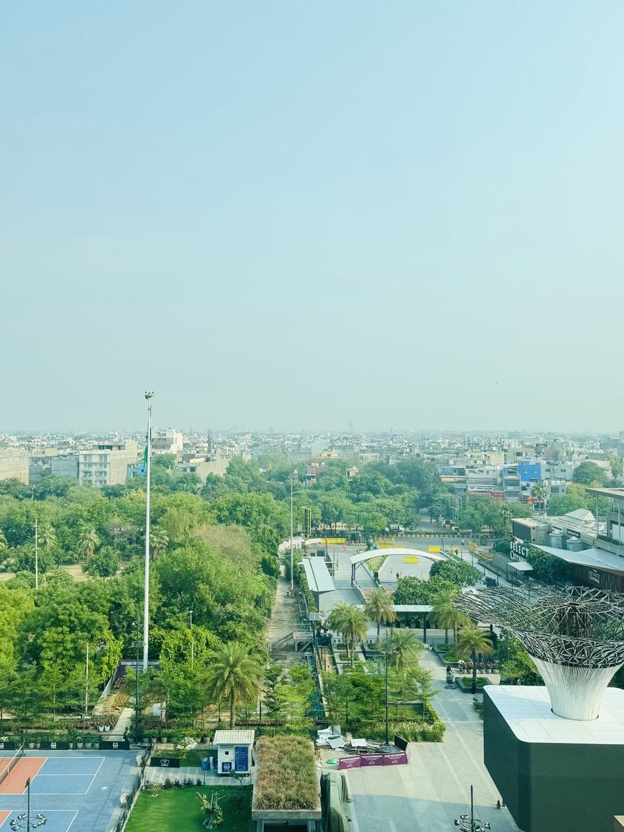 yy_yhchoa4's tweet image. Affluence Saturday

Today's sky in Saket

sunny

☀️

Amidst a moment of extraordinary tranquility.

#Weather #Sky #sunny #refresh #fun
#Kathmandu #Nepal #haveaniceday