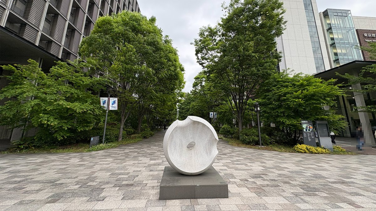 DaisukeKanemoto's tweet photo. 東京理科大学に着任して1か月。
授業・研究室活動も少しずつ動き始めました。
教材動画も作成中です。準備が整い次第、公開していきます。
兼本研の学生さんとともに、「省エネ技術で未来を創る」研究を進めています⚡️
応援よろしくお願いいたします!
#理科大
#兼本研
#センシング
#LSI
#IoT https://t.co/QFQC2FIJCu