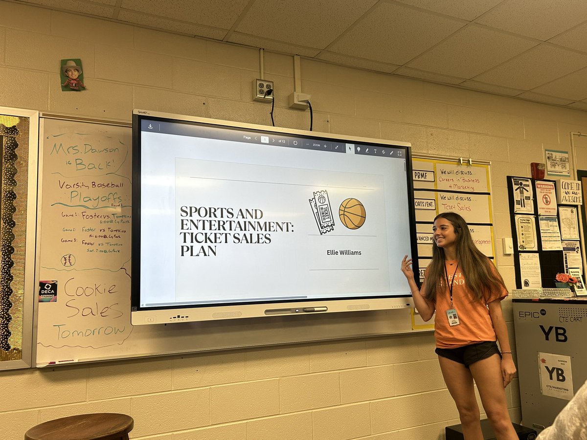 fhsadvancedmkt's tweet photo. Sports &amp; Entertainment Marketing Students presenting their Ticket Sales Packages.  @FosterHSNews @LamarCISDCTE https://t.co/POSM6V1XLr