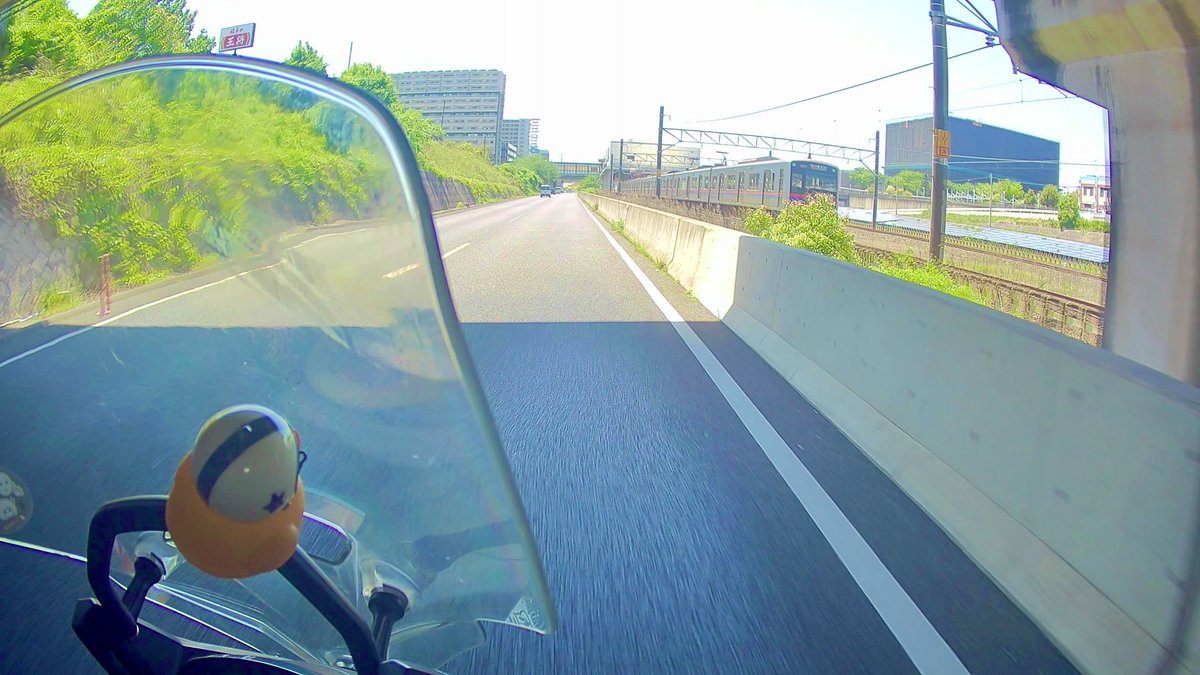 ChibaKimura's tweet photo. 思いの外
通院早く終わったので
ツーリング気分でcafe行こか🏍️💨
#R464 #イマソラ https://t.co/VAnSQApKOR