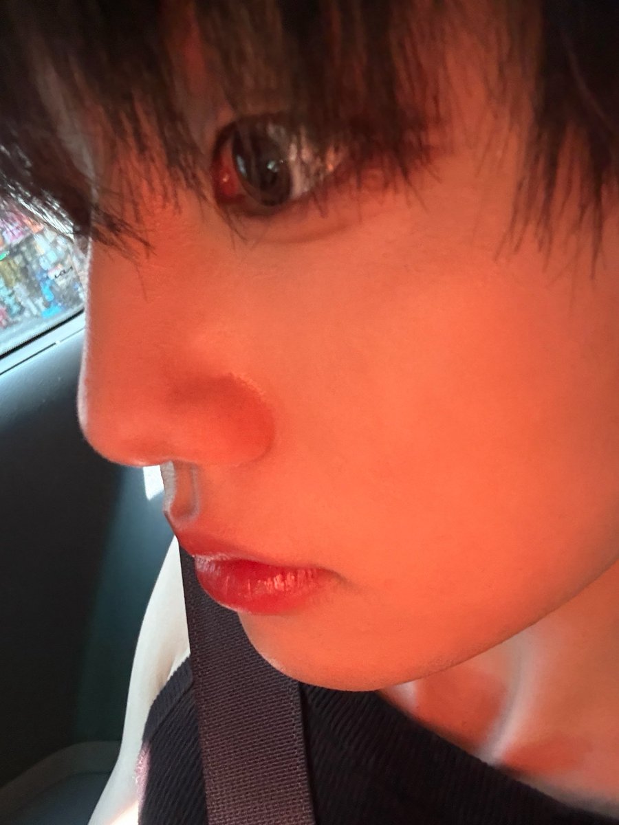 뷰.. (@_0714_jjhoo) on Twitter photo 